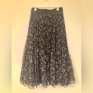 Aritzia Wilfred Black and White Floral Maxi Skirt